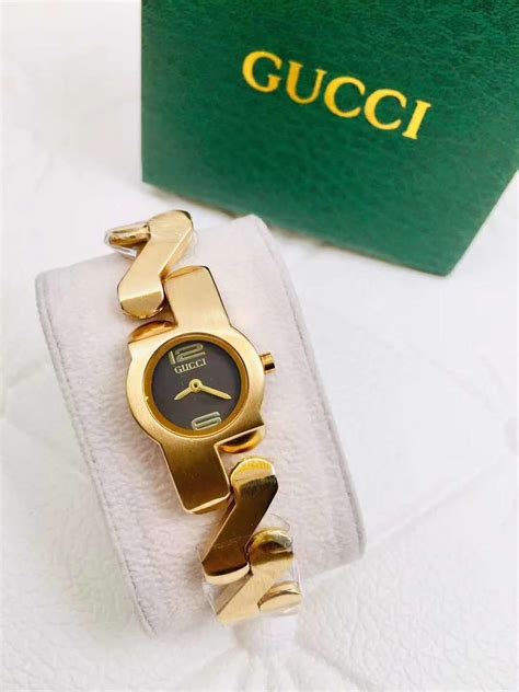 gucci zigzag watch|farfetch Gucci watch.